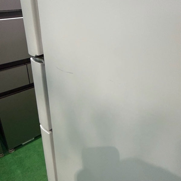 冷蔵庫 MR-MX57G